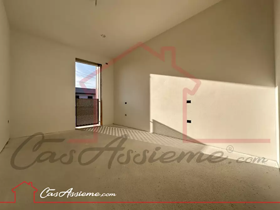 Immagine 16 di Appartamento in vendita  a Rossano Veneto