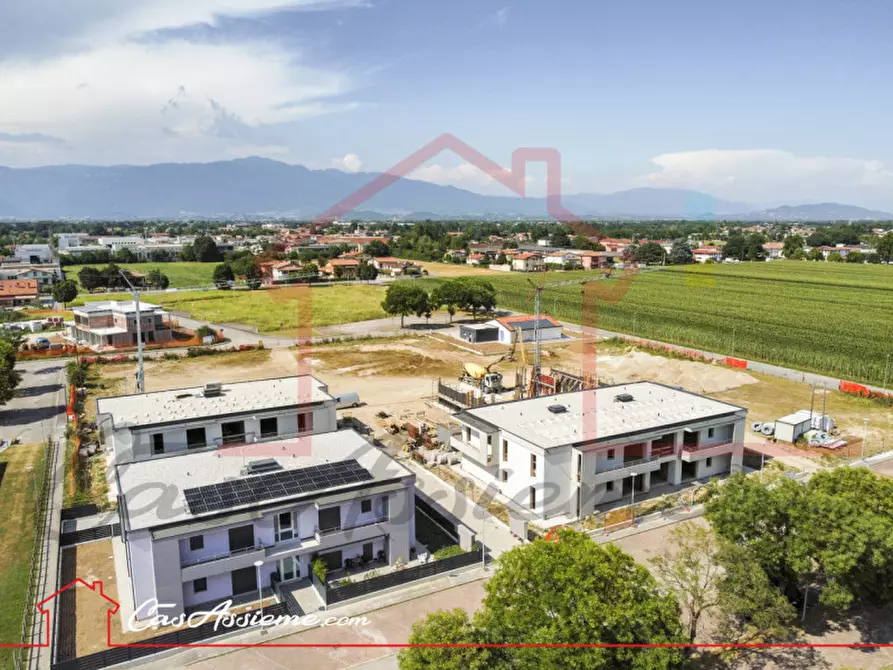 Immagine 34 di Appartamento in vendita  a Rossano Veneto
