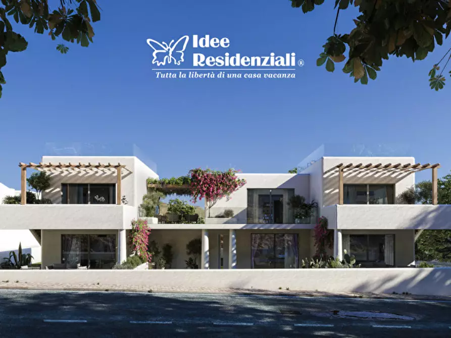 Immagine 4 di Villa in vendita  in via delle Bougainvillee a Golfo Aranci