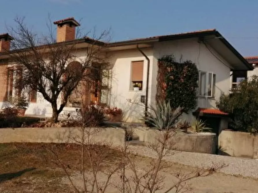 Immagine 1 di Casa indipendente in vendita  in Via San Martino, 56 a San Zenone Degli Ezzelini