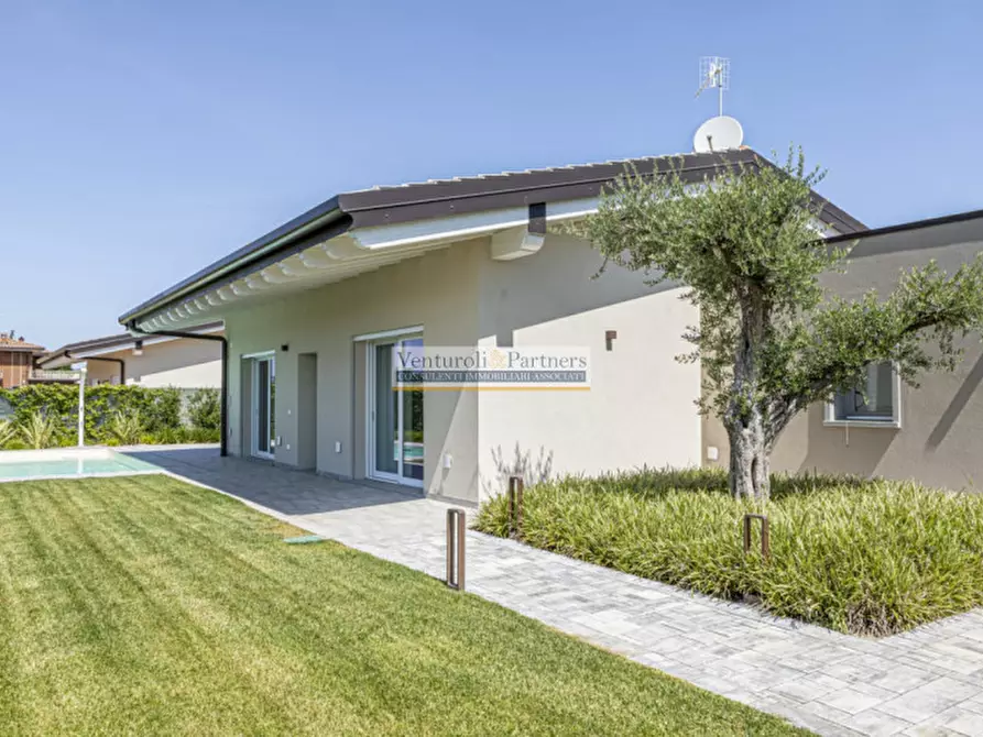 Immagine 16 di Villa in vendita  in via bolognina a Bedizzole