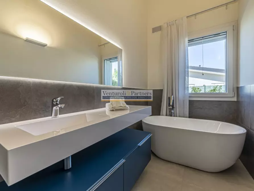 Immagine 22 di Villa in vendita  in via bolognina a Bedizzole