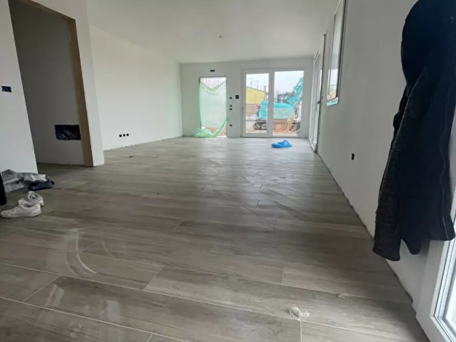 Immagine 5 di Casa quadrifamiliare in vendita  in VIA NIEVO a Rubano