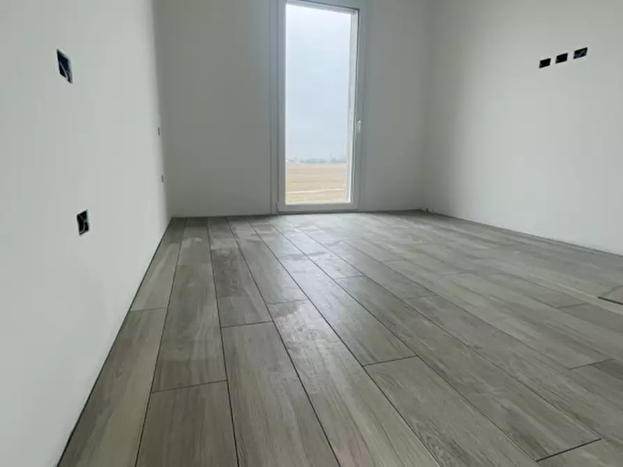 Immagine 6 di Casa quadrifamiliare in vendita  in VIA NIEVO a Rubano