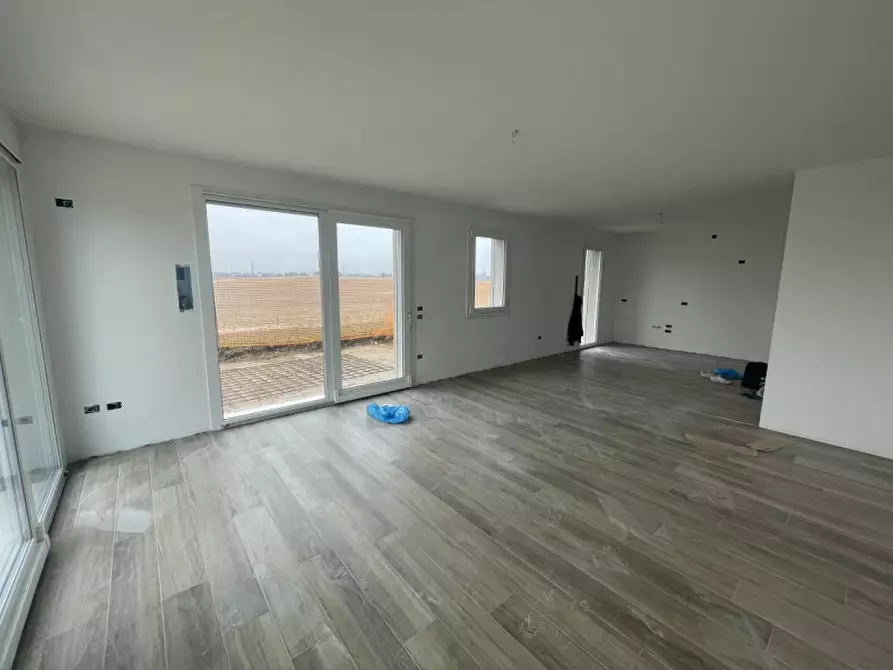 Immagine 8 di Casa quadrifamiliare in vendita  in VIA NIEVO a Rubano