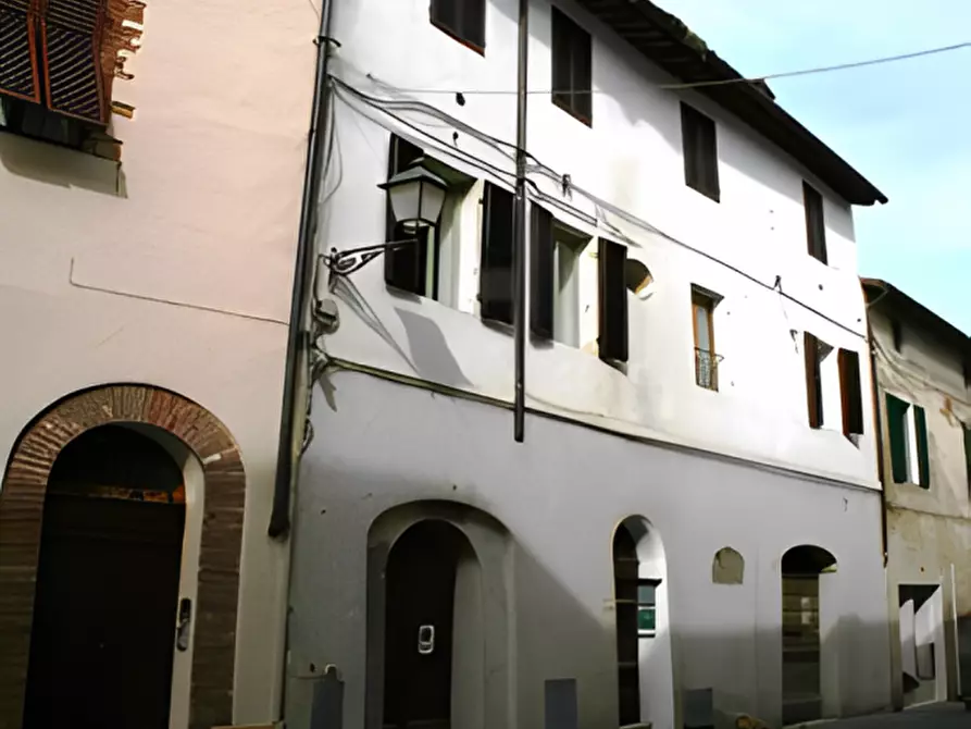 Immagine 1 di Appartamento in vendita  in C.so Giacomo Matteotti, 101 a Asciano