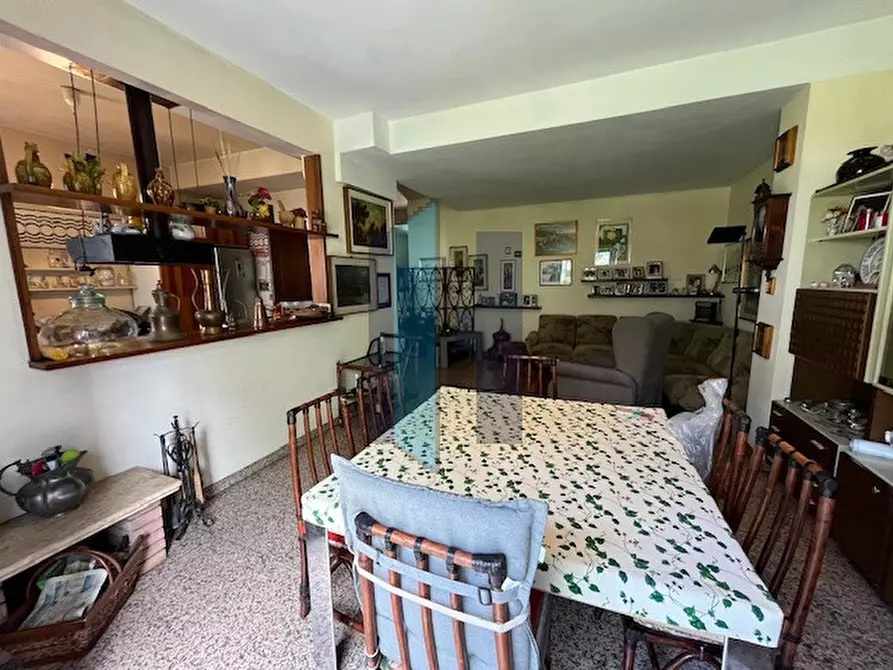 Immagine 13 di Casa bifamiliare in vendita  in Via Garibaldi a Curno