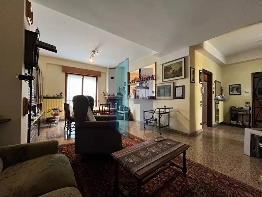 Immagine 14 di Casa bifamiliare in vendita  in Via Garibaldi a Curno