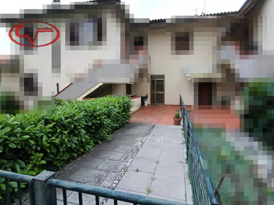 Immagine 1 di Appartamento in vendita  in via trento a Loro Ciuffenna