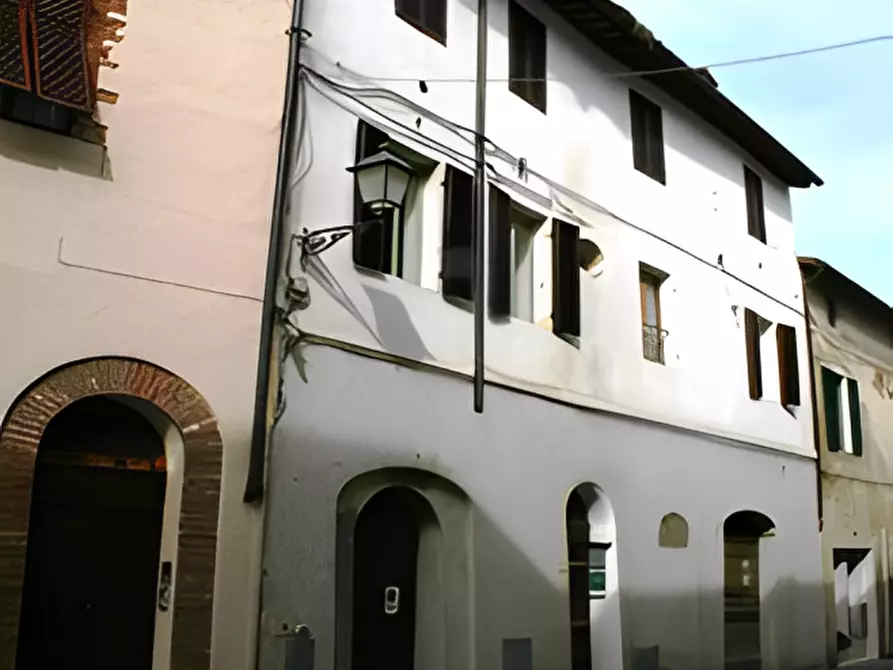 Immagine 1 di Appartamento in vendita  in C.so Giacomo Matteotti, 101 a Asciano