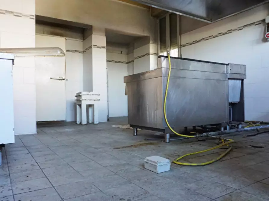 Immagine 22 di Attività commerciale in vendita  in Frazione san faustino, 31 a Fidenza