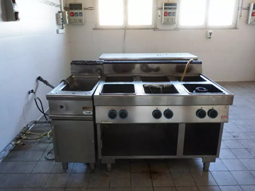 Immagine 23 di Attività commerciale in vendita  in Frazione san faustino, 31 a Fidenza