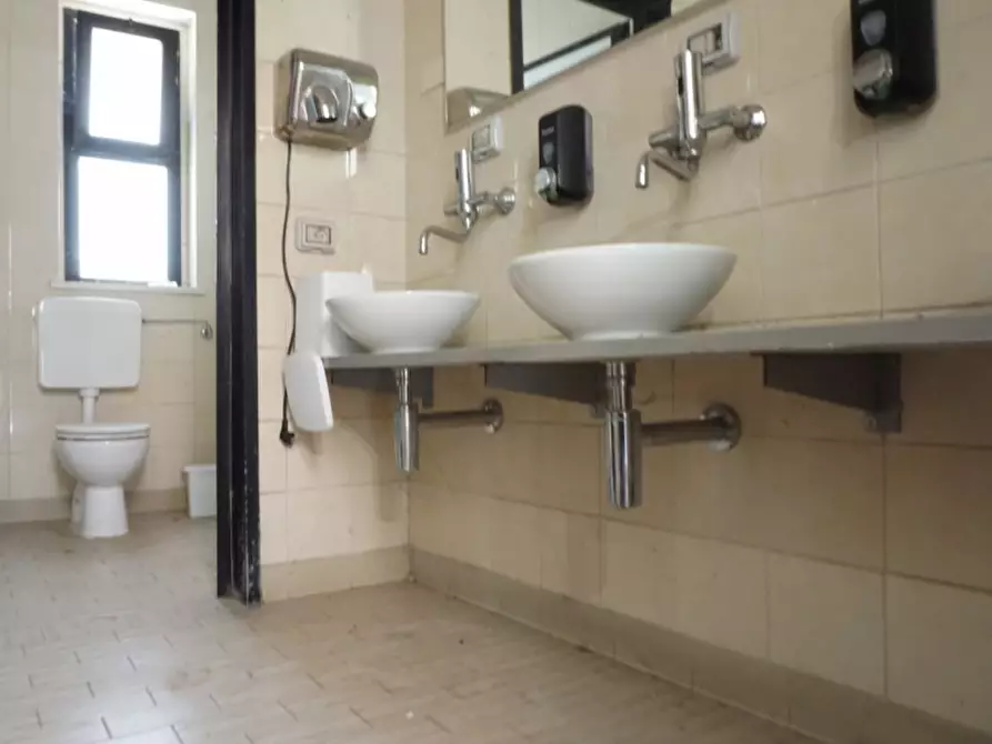 Immagine 26 di Attività commerciale in vendita  in Frazione san faustino, 31 a Fidenza