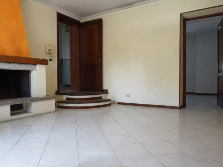 Immagine 30 di Attività commerciale in vendita  in Frazione san faustino, 31 a Fidenza