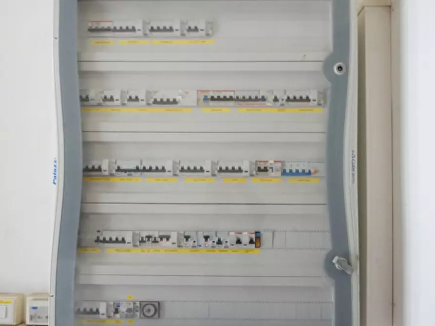 Immagine 42 di Attività commerciale in vendita  in Frazione san faustino, 31 a Fidenza