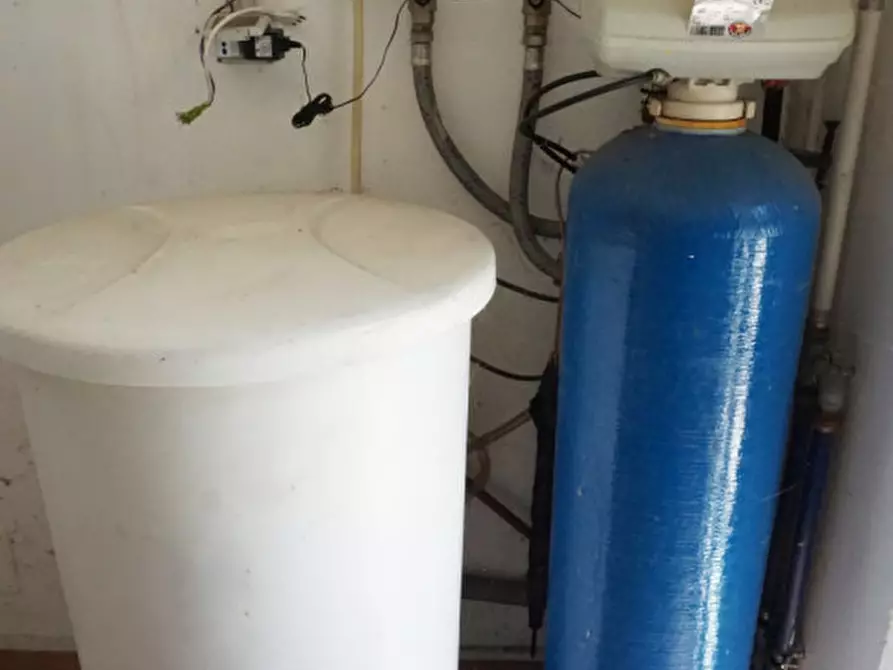 Immagine 43 di Attività commerciale in vendita  in Frazione san faustino, 31 a Fidenza