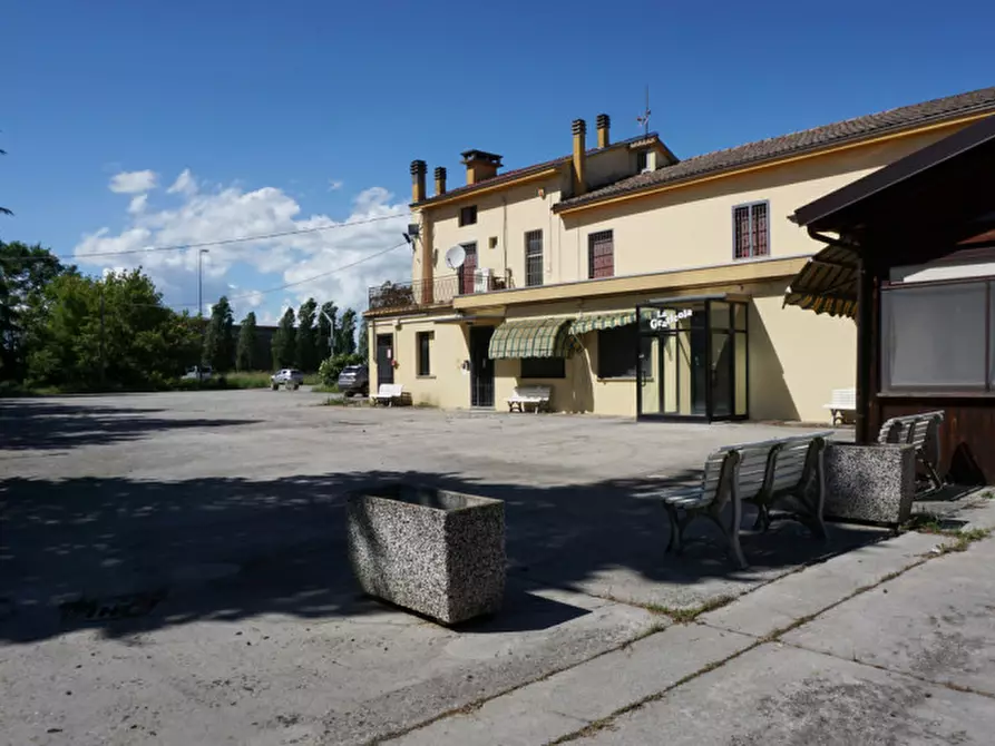 Immagine 51 di Attività commerciale in vendita  in Frazione san faustino, 31 a Fidenza