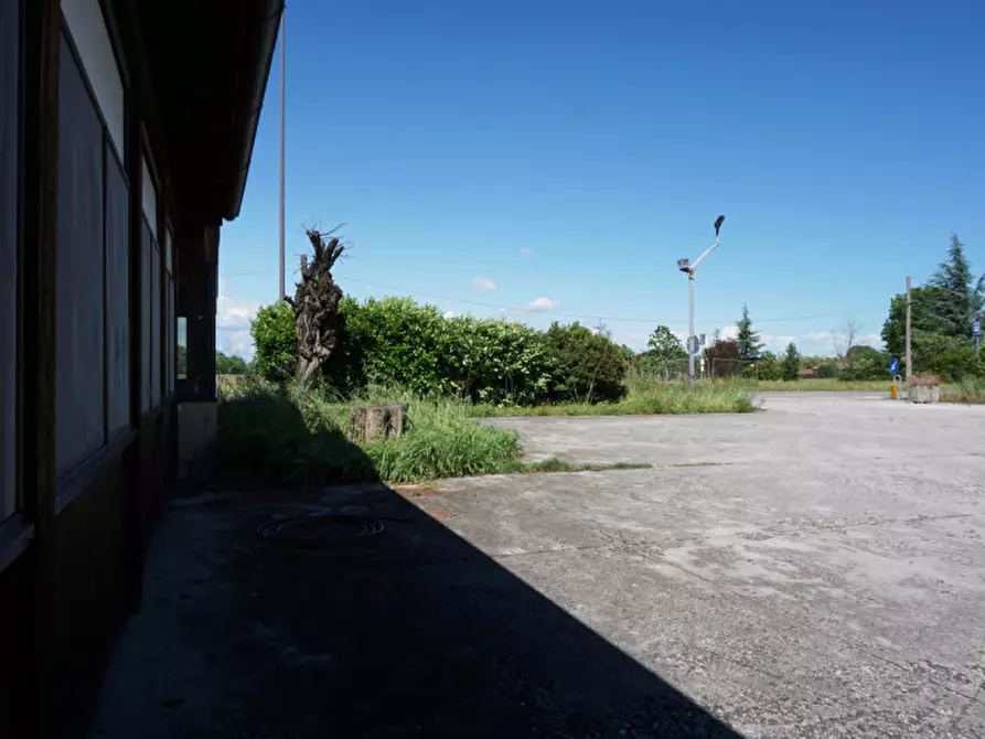 Immagine 55 di Attività commerciale in vendita  in Frazione san faustino, 31 a Fidenza