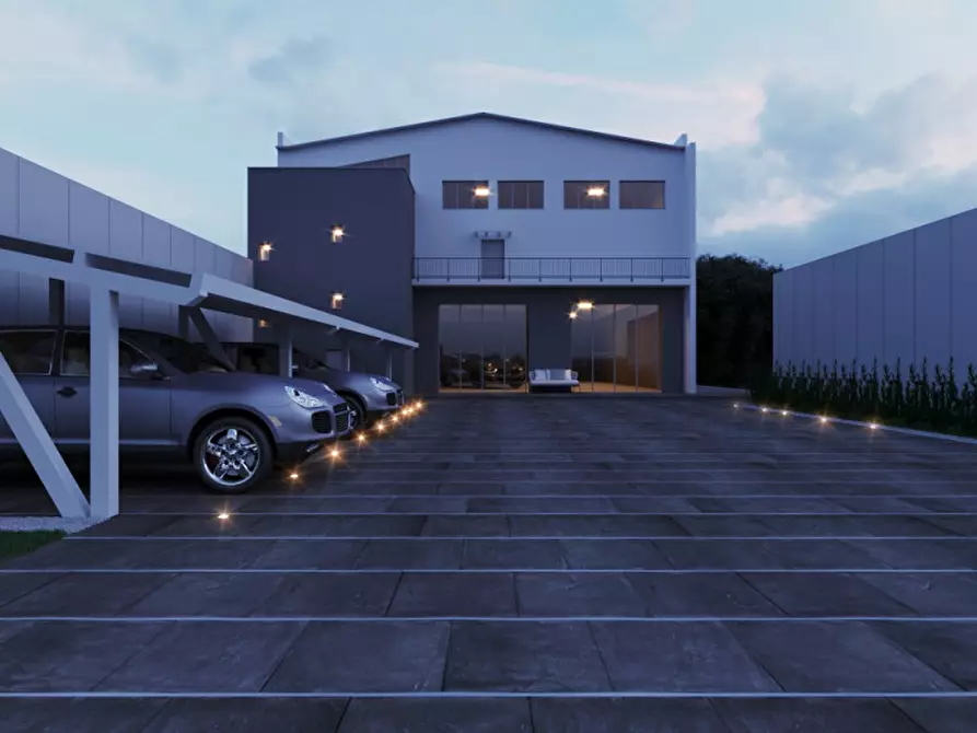 Immagine 2 di Capannone industriale in vendita  in PREDDA NIEDDA 42 a Sassari