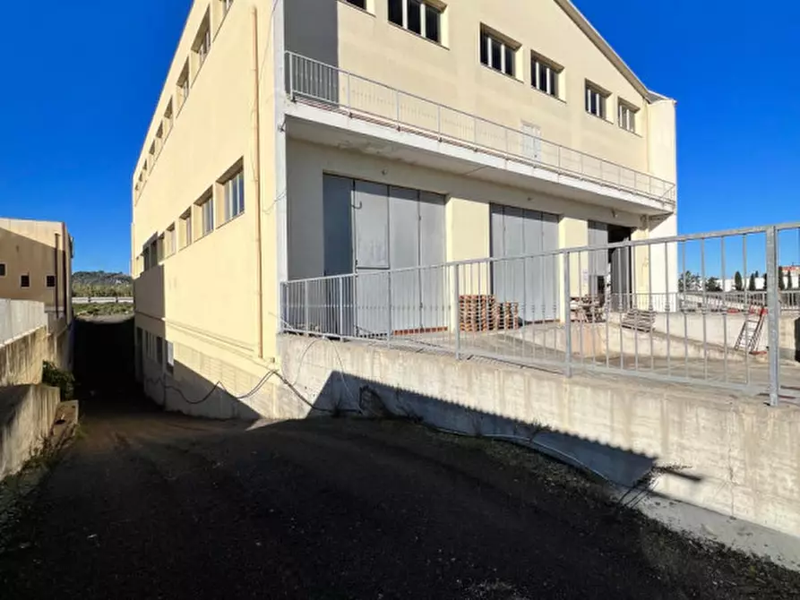 Immagine 5 di Capannone industriale in vendita  in PREDDA NIEDDA 42 a Sassari