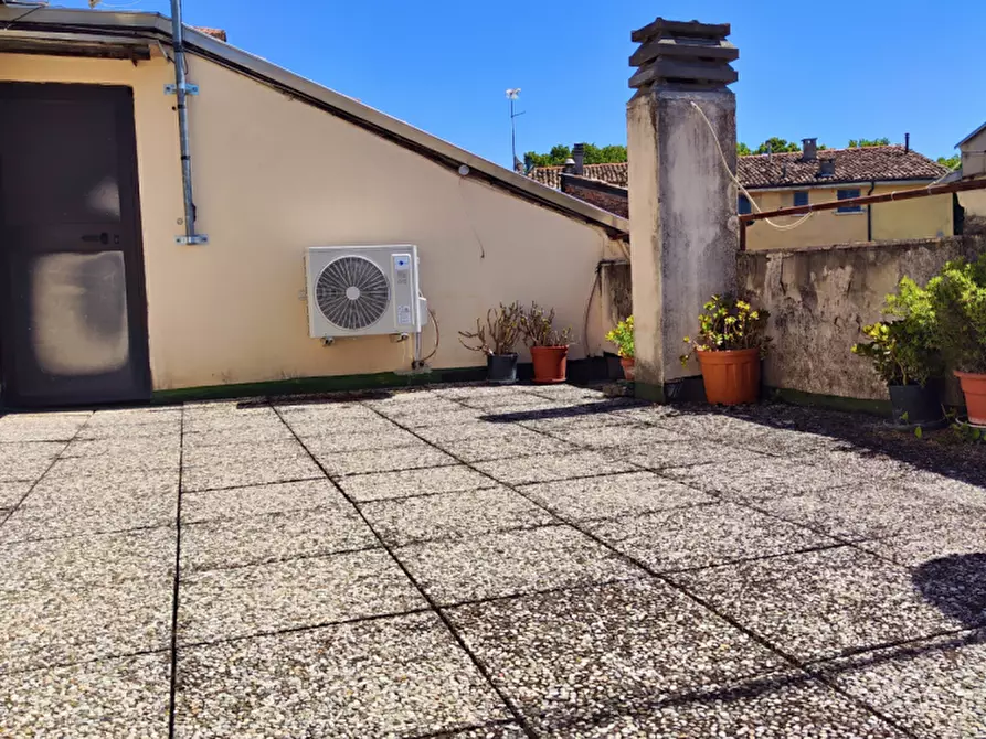 Immagine 19 di Appartamento in vendita  in Strada Nuova a Parma