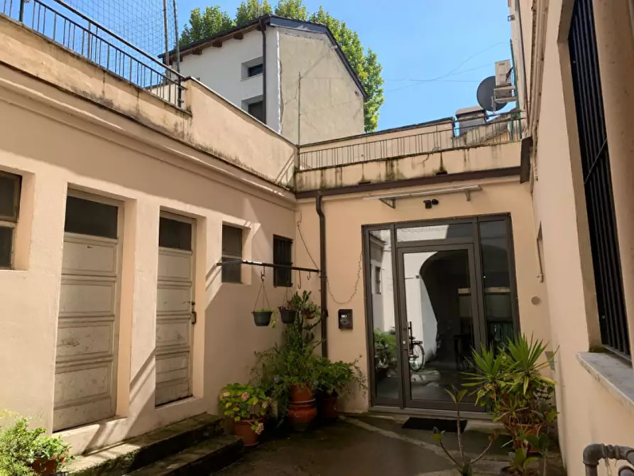 Immagine 20 di Appartamento in vendita  in Strada Nuova a Parma