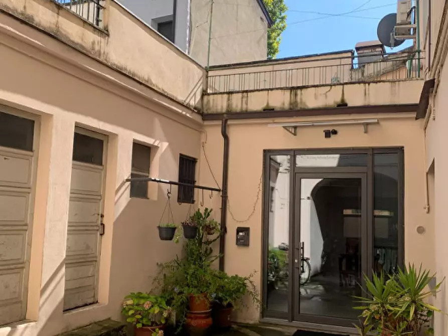 Immagine 21 di Appartamento in vendita  in Strada Nuova a Parma