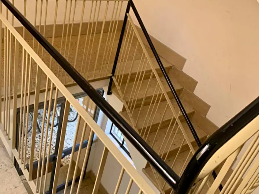 Immagine 26 di Appartamento in vendita  in Strada Nuova a Parma