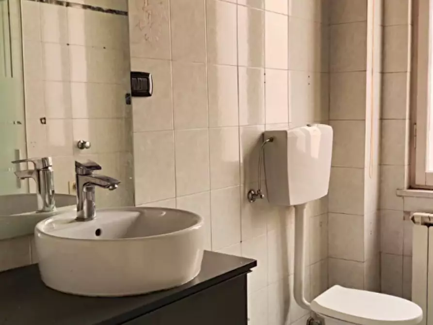 Immagine 37 di Appartamento in vendita  in Strada Nuova a Parma