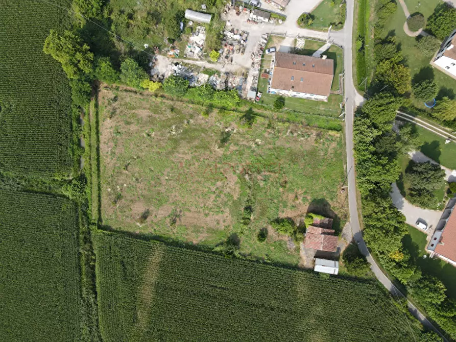 Immagine 3 di Terreno in vendita  in Via Soranzo a Piove Di Sacco