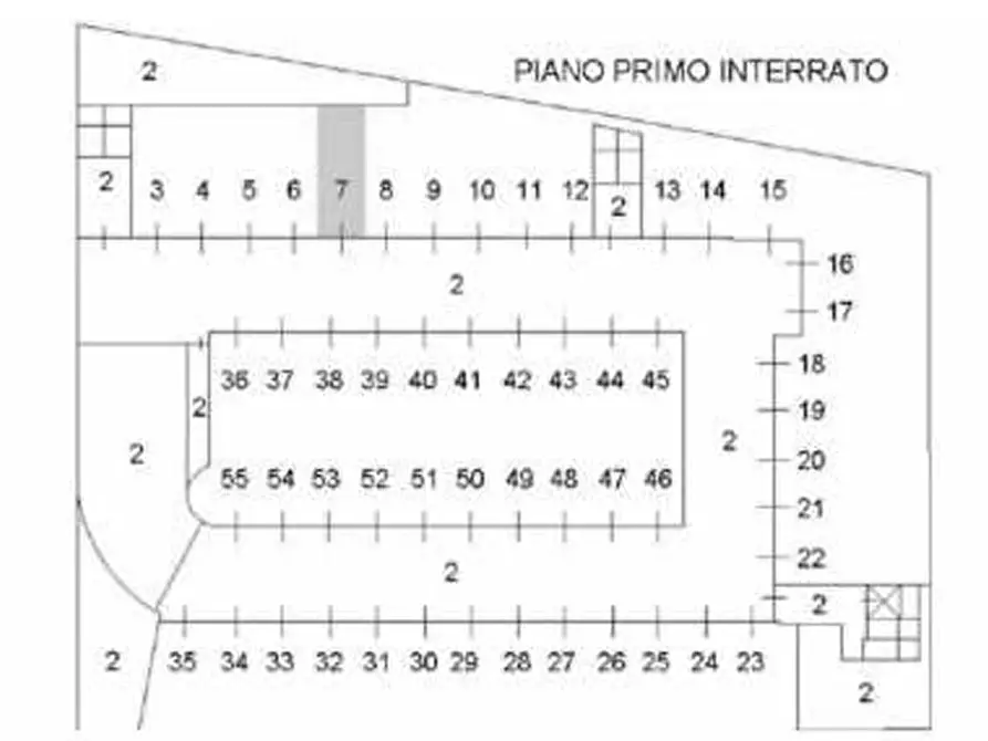 Immagine 3 di Garage in vendita  in VIA UDINE a Verona