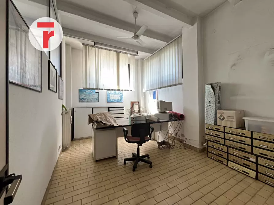 Immagine 23 di Palazzo in vendita  in Via Del Donatore a Curtarolo