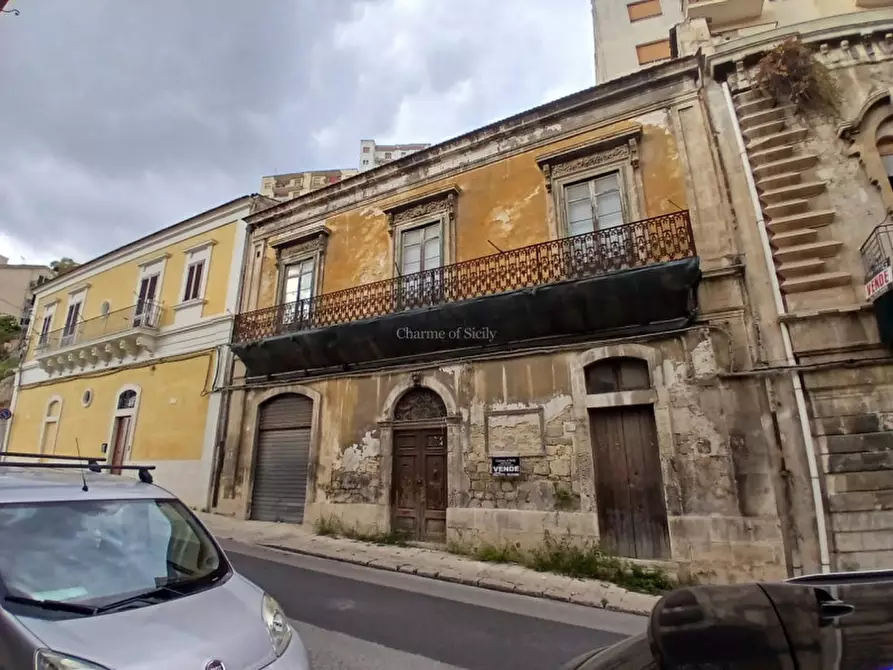 Immagine 2 di Casa indipendente in vendita  in Via Vittorio Veneto a Modica
