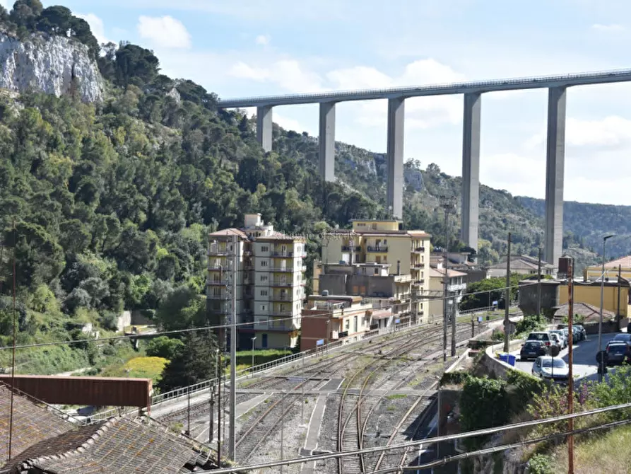 Immagine 20 di Casa indipendente in vendita  in Via Vittorio Veneto a Modica