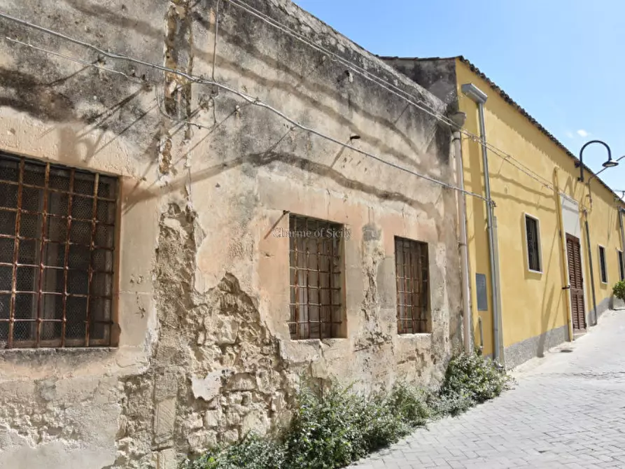 Immagine 22 di Casa indipendente in vendita  in Via Vittorio Veneto a Modica