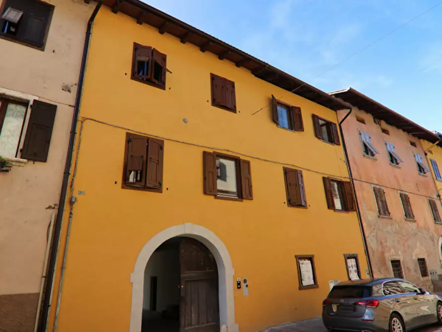 Immagine 1 di Casa bifamiliare in vendita  in Via Roma 50 a Caldonazzo