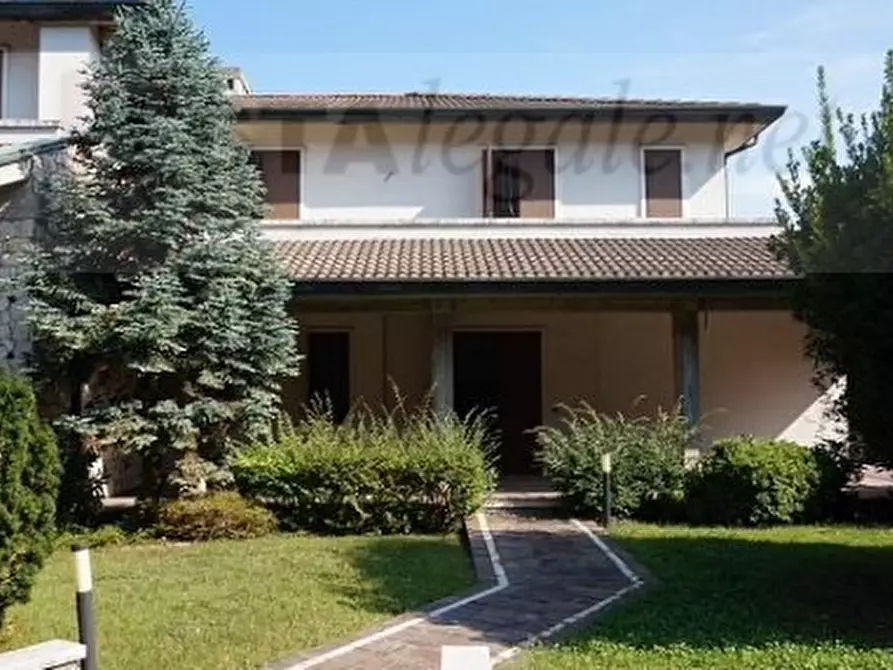 Immagine 1 di Casa bifamiliare in vendita  in VIA TRENTO 57 a Arzignano
