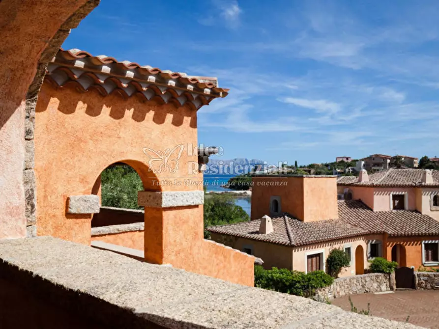 Immagine 5 di Appartamento in vendita  in Via dei Pini a Golfo Aranci