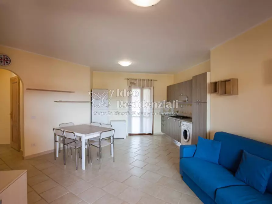 Immagine 6 di Appartamento in vendita  in Via dei Pini a Golfo Aranci