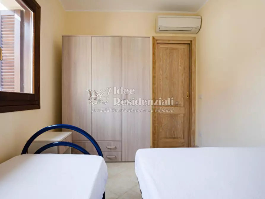 Immagine 11 di Appartamento in vendita  in Via dei Pini a Golfo Aranci