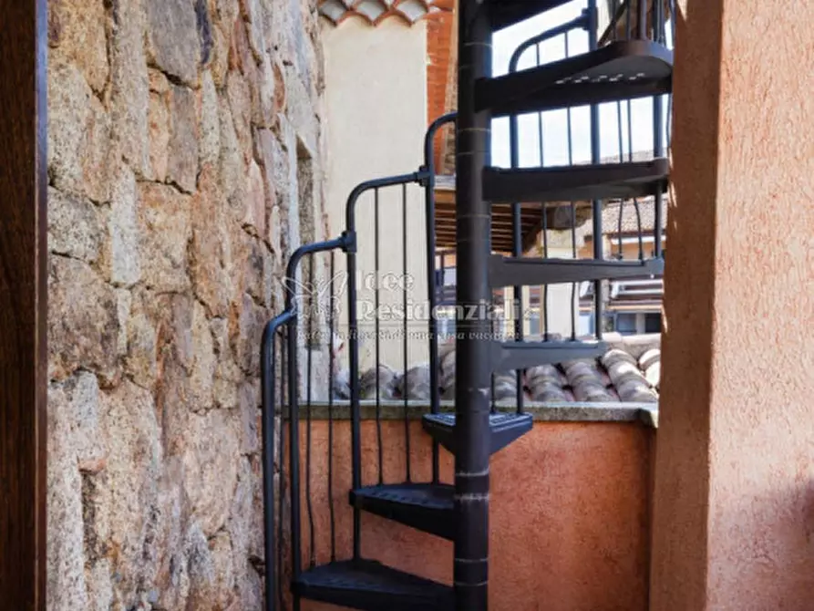 Immagine 15 di Appartamento in vendita  in Via dei Pini a Golfo Aranci