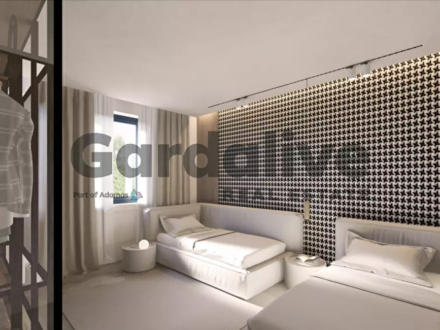 Immagine 4 di Villa in vendita  a Manerba Del Garda