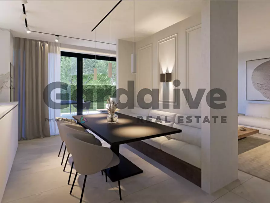 Immagine 15 di Villa in vendita  a Manerba Del Garda