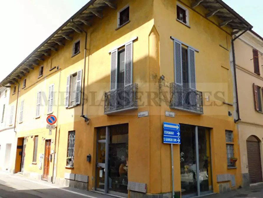 Immagine 3 di Appartamento in vendita  in via Giovanni Salvadeo n° 2 a Tromello