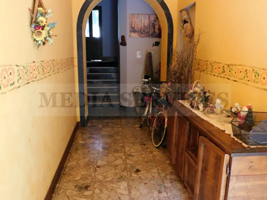 Immagine 4 di Appartamento in vendita  in via Giovanni Salvadeo n° 2 a Tromello