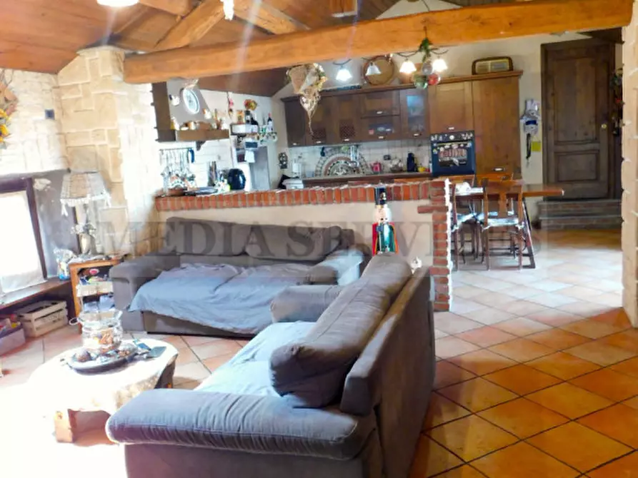 Immagine 12 di Appartamento in vendita  in via Giovanni Salvadeo n° 2 a Tromello