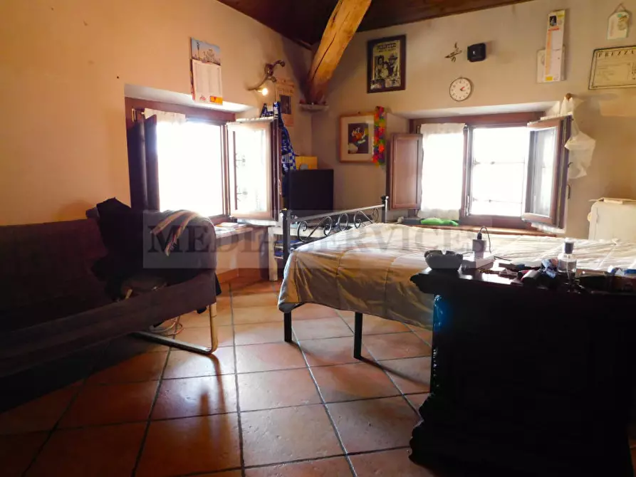 Immagine 18 di Appartamento in vendita  in via Giovanni Salvadeo n° 2 a Tromello