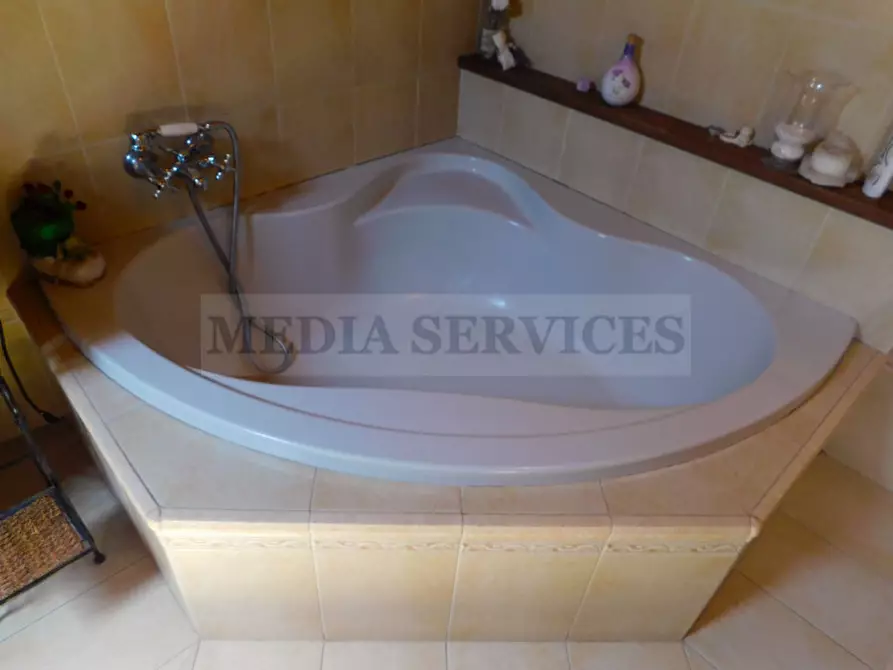 Immagine 21 di Appartamento in vendita  in via Giovanni Salvadeo n° 2 a Tromello