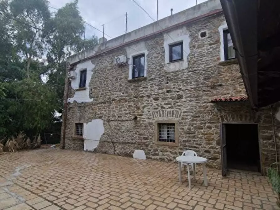Immagine 1 di Villa in vendita  in Contrada Granata a Rotondella