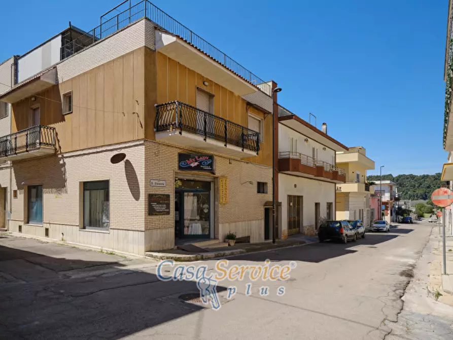 Immagine 2 di Negozio in vendita  in Via Duca D'Aosta a Supersano